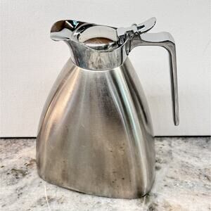 Chrome Table Server Chrome Spring Insulated Drink Carafe‎ Model 17599 24oz